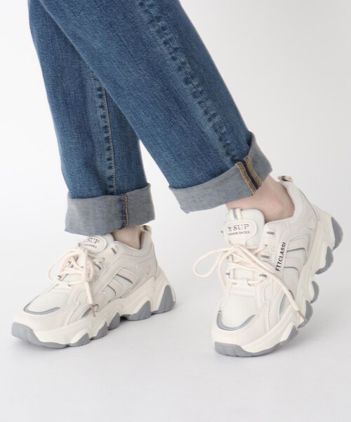 cs T&P(シーエスティーアンドピー)の「カラースニーカー(スニーカー・レディース・ブラック/ベージュ・S/M/L/LL)」の4枚目の写真