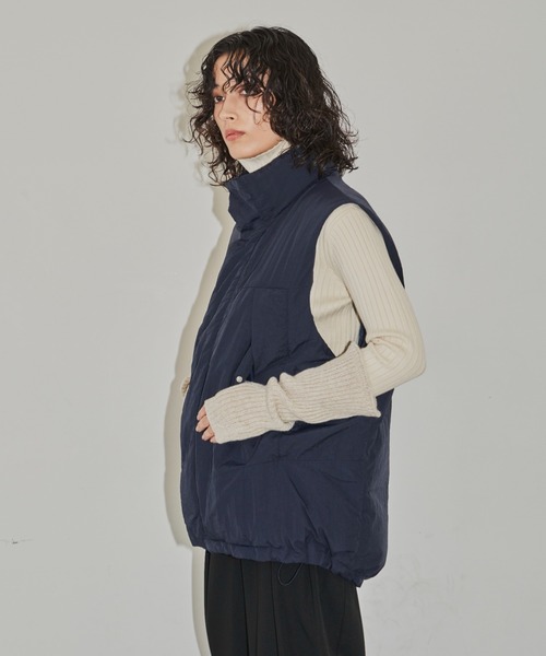 Aunt Marie's(アントマリーズ)の「中綿スタンドネックベスト(ダウンベスト・レディース・ブラック/ネイビー・FREE)」の6枚目の写真