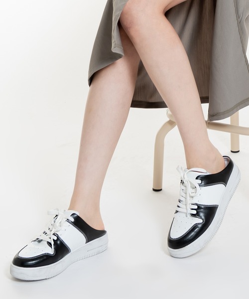 FOLLOWIN（フォロウィン）の「シンプル厚底サボ スニーカー（スニーカー・レディース・ホワイト/ブラック/グリーン/ブラック×ホワイト・24cm/25cm/23㎝）」の7枚目の写真