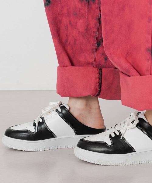 FOLLOWIN（フォロウィン）の「シンプル厚底サボ スニーカー（スニーカー・レディース・ホワイト/ブラック/グリーン/ブラック×ホワイト・24cm/25cm/23㎝）」の14枚目の写真