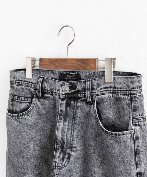 Rocky Monroe(ロッキーモンロー)の「ワイドデニムテーパードバギーパンツ 10オンス(デニムパンツ・メンズ・ライトブルー/ブラック/ブルー系/ブルー/ブラック系/ワンウォッシュ/インディゴブルー/ダークグリーン/キナリ/ケミカルウォッシュ/ブラック系1・M/L/S)」の17枚目の写真