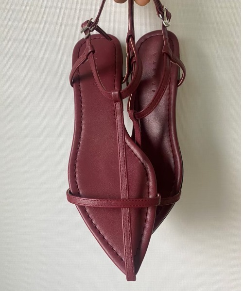 wee9s(ウィークス)の「strap cone mule / 調整ストラップ付きコーンミュール(サンダル・レディース・シルバー/ゴールド/アイボリー/ベージュ/ブラック/ワイン・23.5cm/24cm/24.5cm/25cm/23cm)」の14枚目の写真