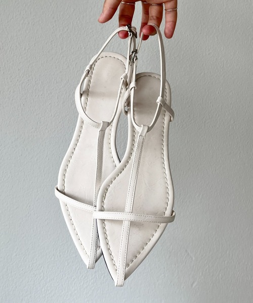 wee9s(ウィークス)の「strap cone mule / 調整ストラップ付きコーンミュール(サンダル・レディース・シルバー/ゴールド/アイボリー/ベージュ/ブラック/ワイン・23.5cm/24cm/24.5cm/25cm/23cm)」の13枚目の写真