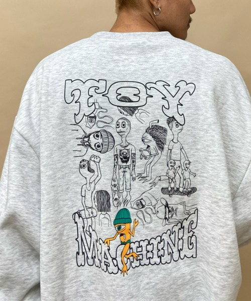 TOY　MACHINE（トイ　マシーン）の「【ムラサキスポーツ別注】TOY MACHINE/トイマシーン オーバーサイズ バックプリントトレーナー/裏起毛 クルーネックスウェット  MTMFCSW9（スウェット・メンズ・グリーン/ブラック/グレー・M/L/XL）」の3枚目の写真