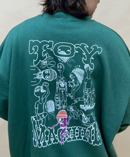 TOY　MACHINE（トイ　マシーン）の「【ムラサキスポーツ別注】TOY MACHINE/トイマシーン オーバーサイズ バックプリントトレーナー/裏起毛 クルーネックスウェット  MTMFCSW9（スウェット・メンズ・グリーン/ブラック/グレー・M/L/XL）」の16枚目の写真