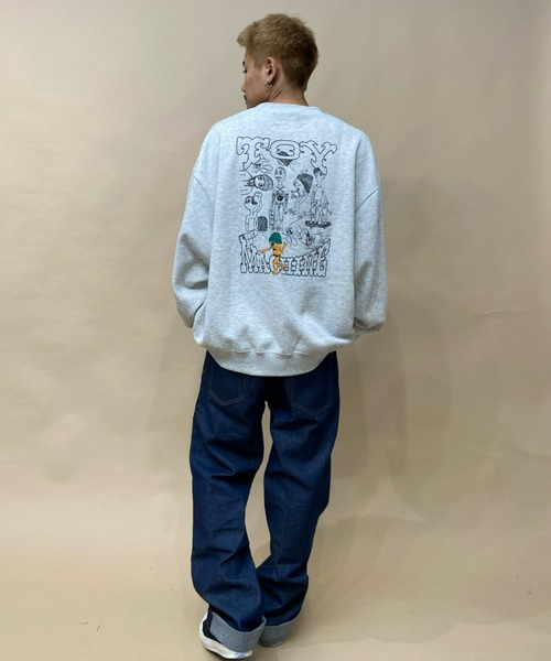 TOY　MACHINE（トイ　マシーン）の「【ムラサキスポーツ別注】TOY MACHINE/トイマシーン オーバーサイズ バックプリントトレーナー/裏起毛 クルーネックスウェット  MTMFCSW9（スウェット・メンズ・グリーン/ブラック/グレー・M/L/XL）」の13枚目の写真