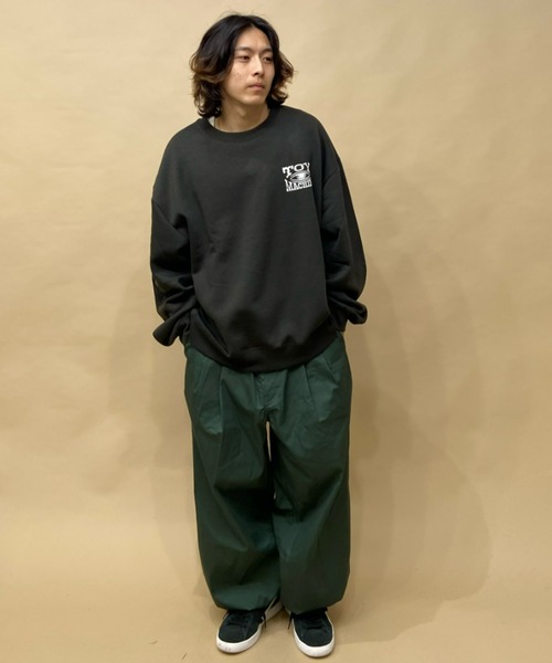 TOY　MACHINE（トイ　マシーン）の「【ムラサキスポーツ別注】TOY MACHINE/トイマシーン オーバーサイズ バックプリントトレーナー/裏起毛 クルーネックスウェット  MTMFCSW9（スウェット・メンズ・グリーン/ブラック/グレー・M/L/XL）」の6枚目の写真