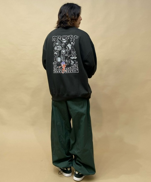 TOY　MACHINE（トイ　マシーン）の「【ムラサキスポーツ別注】TOY MACHINE/トイマシーン オーバーサイズ バックプリントトレーナー/裏起毛 クルーネックスウェット  MTMFCSW9（スウェット・メンズ・グリーン/ブラック/グレー・M/L/XL）」の7枚目の写真