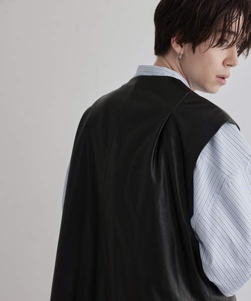 JUNRED(ジュンレッド)の「フェイクレザータックジャケットベスト(ベスト・メンズ・ブラック・S/L/M)」の5枚目の写真