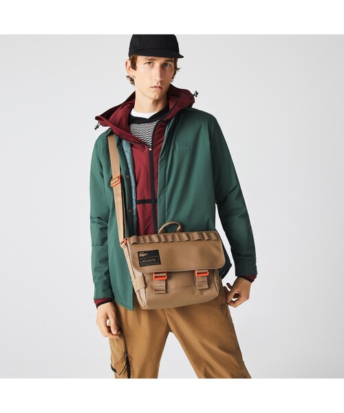 LACOSTE（ラコステ）の「アウトドア クロック メッセンジャーバッグ（ショルダーバッグ・メンズ・ブラック/ベージュ・FREE）」の11枚目の写真