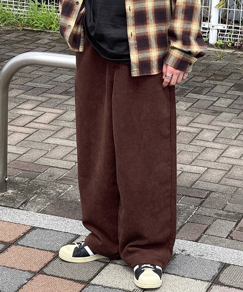 kutir（クティール）の「コーデュロイワイドパンツ（スラックス・メンズ・チャコールグレー/ダークブラウン/グレイッシュブルー・SMALL/MEDIUM/LARGE）」の18枚目の写真