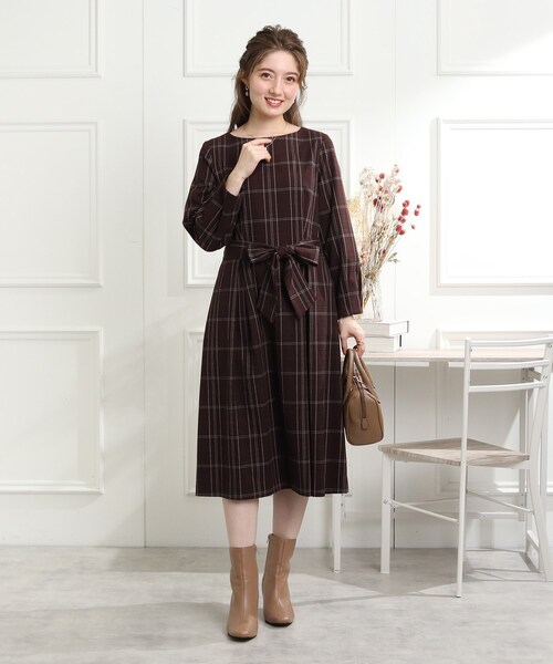 couture brooch（クチュールブローチ）の「◆先染め起毛 チェックタックデザインワンピース（ワンピース・レディース・ネイビー系1/ブラウン系2・38/40）」の11枚目の写真