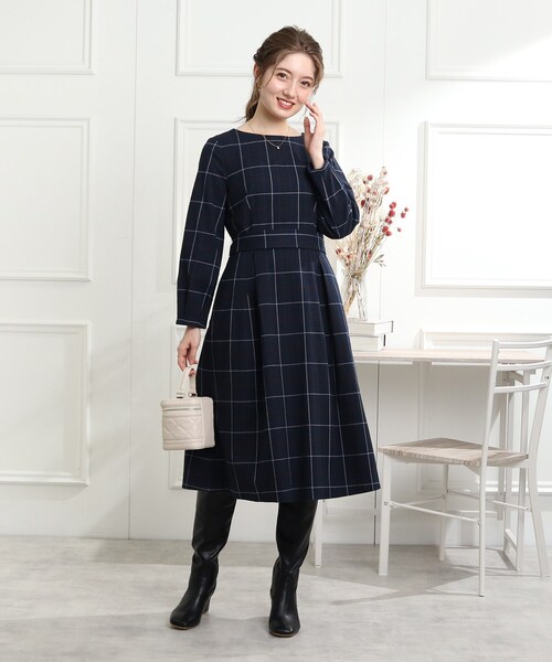 couture brooch（クチュールブローチ）の「◆先染め起毛 チェックタックデザインワンピース（ワンピース・レディース・ネイビー系1/ブラウン系2・38/40）」の12枚目の写真