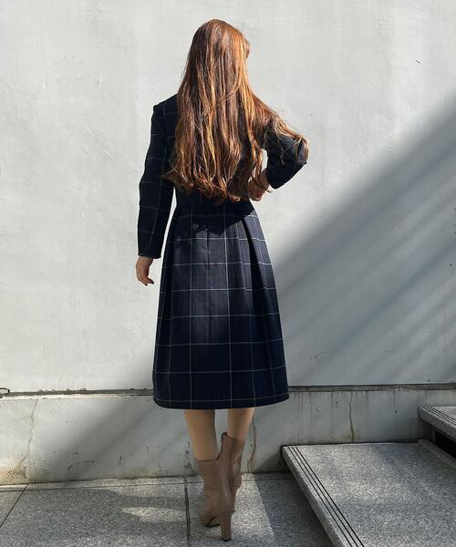 couture brooch（クチュールブローチ）の「◆先染め起毛 チェックタックデザインワンピース（ワンピース・レディース・ネイビー系1/ブラウン系2・38/40）」の10枚目の写真