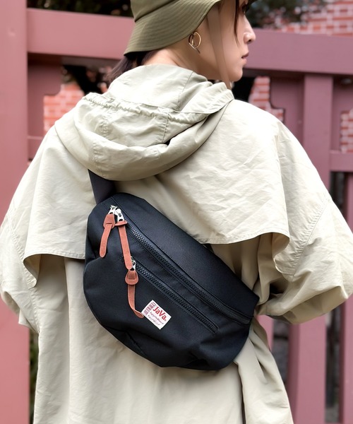 Java（ジャバ）の「《JaVaジャバ コラボ》お出掛けの相棒。ユニセックスウエストボディバッグ（ボディバッグ/ウエストポーチ・メンズ・カモフラージュ/その他1/ブラック/シルバー・ONE SIZE）」の7枚目の写真