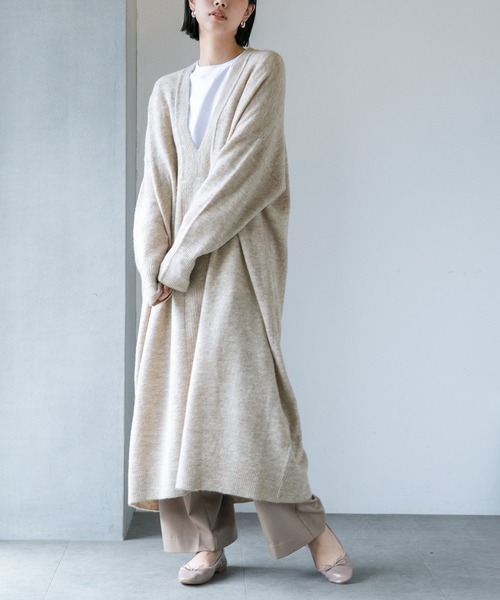 NANO universe（ナノユニバース）の「LB.04/深Vネックマキシニットワンピース（ワンピース・レディース・ブラウン/ベージュ/ネイビー・FREE）」の3枚目の写真