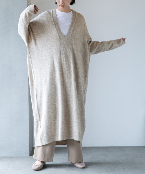 NANO universe（ナノユニバース）の「LB.04/深Vネックマキシニットワンピース（ワンピース・レディース・ブラウン/ベージュ/ネイビー・FREE）」の6枚目の写真