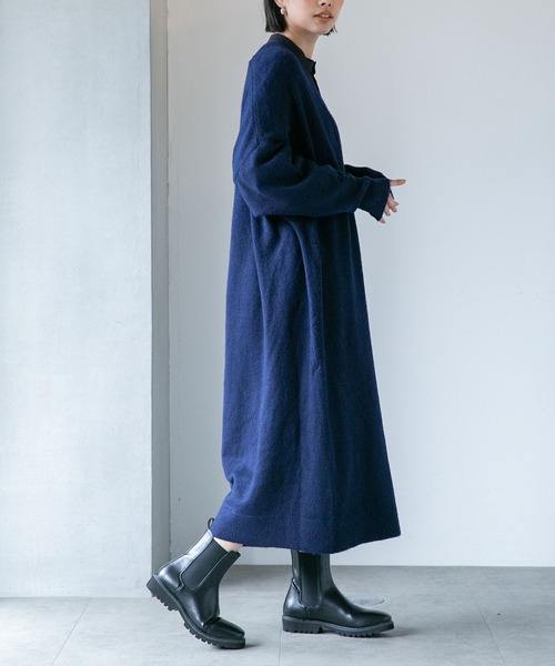 NANO universe（ナノユニバース）の「LB.04/深Vネックマキシニットワンピース（ワンピース・レディース・ブラウン/ベージュ/ネイビー・FREE）」の11枚目の写真