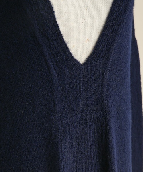 NANO universe（ナノユニバース）の「LB.04/深Vネックマキシニットワンピース（ワンピース・レディース・ブラウン/ベージュ/ネイビー・FREE）」の18枚目の写真