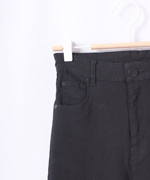 attiree(アティレー)の「attiree ストレッチ フレアパンツ(その他パンツ・レディース・ブラック・S/L/M/XS)」の7枚目の写真