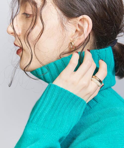 BEAUTY&YOUTH UNITED ARROWS（ビューティーアンドユースユナイテッドアローズ）の「コンビ ダブル リング（リング・レディース・オフホワイト/グレー・11）」の4枚目の写真