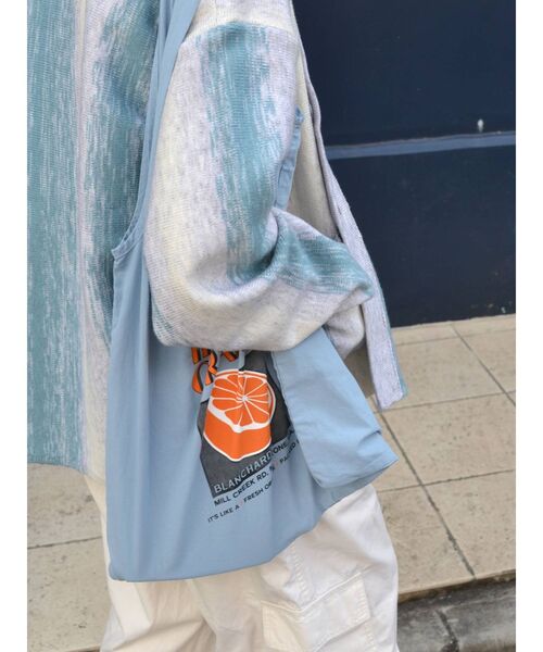 Ungrid(アングリッド)の「カラーロゴエコBAG(エコバッグ/サブバッグ・レディース・ピンク/ブラウン/オフホワイト/ブルー・FREE)」の17枚目の写真