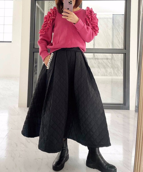 M y u（ミュー）の「キルティング パールポケット ボリュームフレア スカート（スカート・レディース・ブラック/グレイッシュベージュ・FREE）」の19枚目の写真