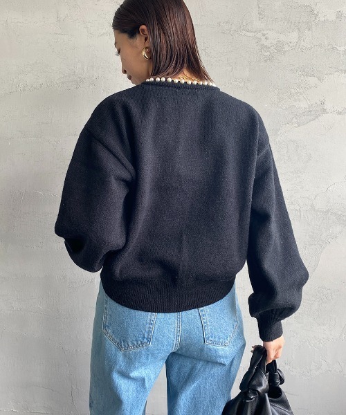 JEANS FACTORY （ジーンズファクトリー）の「[MAISON DE L'ALLURE/メゾンドゥラリュール] パールデザイン プルオーバーニット（ニット/セーター・レディース・オフホワイト/ブラック・F）」の14枚目の写真