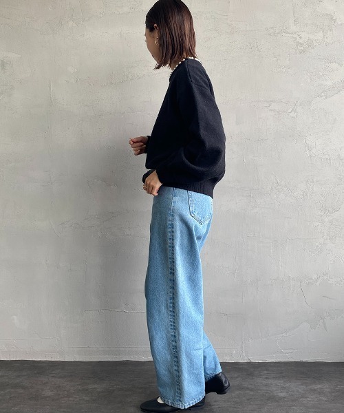 JEANS FACTORY （ジーンズファクトリー）の「[MAISON DE L'ALLURE/メゾンドゥラリュール] パールデザイン プルオーバーニット（ニット/セーター・レディース・オフホワイト/ブラック・F）」の9枚目の写真