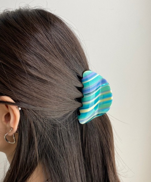 WEGO（ウィゴー）の「WEGO/マーブルバンスクリップ（バレッタ/ヘアクリップ・レディース・ブルー系その他/パープル系その他/サックスブルー/ブラック・FREE）」の7枚目の写真