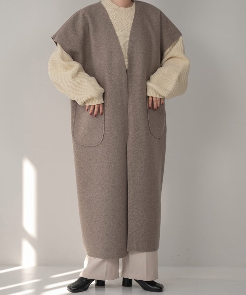lawgy(ラウジー)の「two pocket gown vest(ベスト・レディース・ブラック/モカ・FREE)」の4枚目の写真