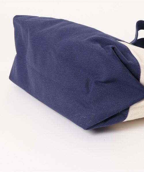 Arnold Palmer(アーノルドパーマー)の「キャンバス シェア ラージ トート(トートバッグ・レディース・ネイビー/ベージュ・F)」の4枚目の写真