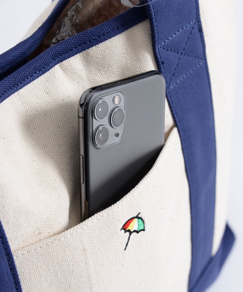 Arnold Palmer(アーノルドパーマー)の「キャンバス シェア ラージ トート(トートバッグ・レディース・ネイビー/ベージュ・F)」の11枚目の写真