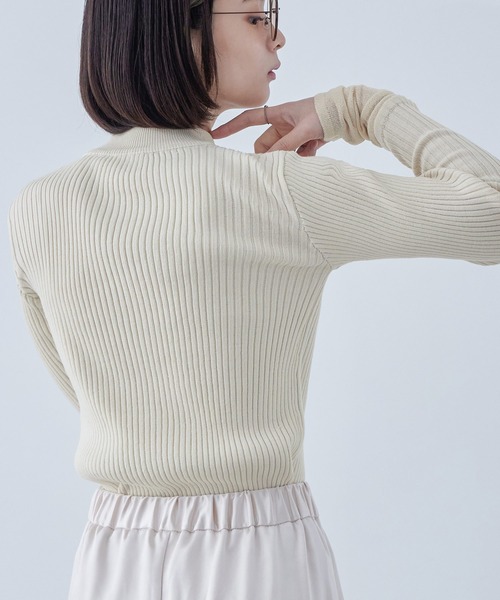 Fashion Letter(ファッションレター)の「リブニット シアースリーブ ハイネックトップス(ニット/セーター・レディース・ライトブルー/ブラック/アイボリー・M)」の6枚目の写真
