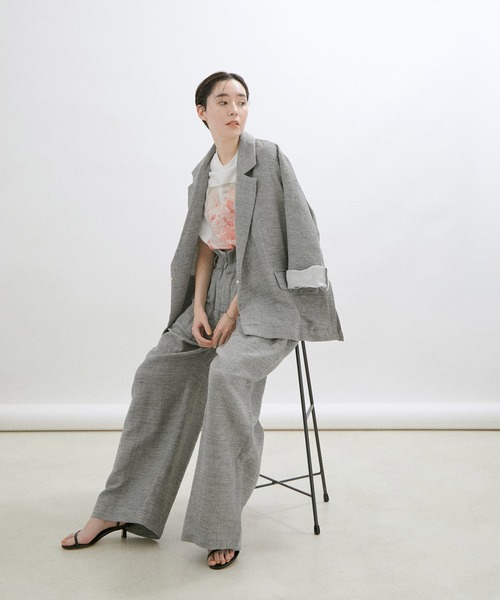 SALON adam et rope'（サロン アダム エ ロペ）の「【MagazineF for SALON】別注ノースリーブプリントTシャツ（Tシャツ/カットソー・レディース・ホワイト/ホワイト系その他/ホワイト系その他2/ホワイト系その他3・FREE）」の14枚目の写真