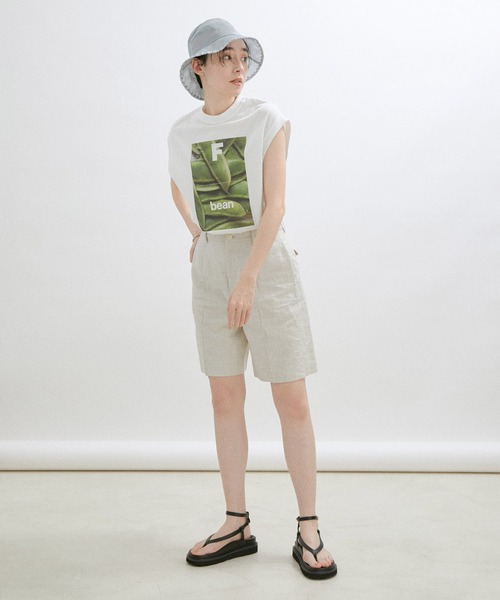 SALON adam et rope'（サロン アダム エ ロペ）の「【MagazineF for SALON】別注ノースリーブプリントTシャツ（Tシャツ/カットソー・レディース・ホワイト/ホワイト系その他/ホワイト系その他2/ホワイト系その他3・FREE）」の7枚目の写真