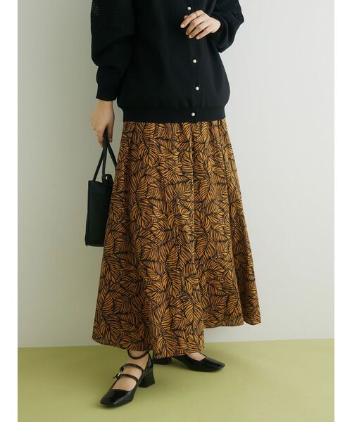 CRAFT STANDARD BOUTIQUE(クラフトスタンダードブティック)の「インドコットン プリントフレアースカート(スカート・レディース・ネイビー/オフホワイト/マスタード・M/L)」の16枚目の写真