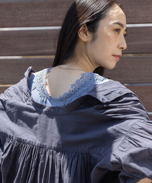 studio CLIP（スタディオクリップ）の「【新色入荷】2WAYレースタンクトップ[プラスサイズあり]（タンクトップ・レディース・オフホワイト/アイボリー/ブラック/ライトグレー/ライトベージュ/ライトブルー/スモーク/ライトグリーン/ブラウン/ネイビー・LARGE/MEDIUM/XXX-LARGE/X-LARGE/XX-LARGE）」の21枚目の写真