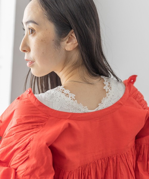 studio CLIP（スタディオクリップ）の「【新色入荷】2WAYレースタンクトップ[プラスサイズあり]（タンクトップ・レディース・オフホワイト/アイボリー/ブラック/ライトグレー/ライトベージュ/ライトブルー/スモーク/ライトグリーン/ブラウン/ネイビー・LARGE/MEDIUM/XXX-LARGE/X-LARGE/XX-LARGE）」の11枚目の写真