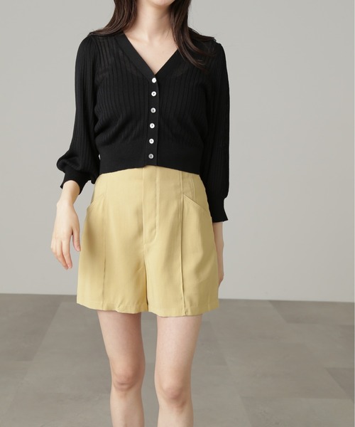 FREE'S MART(フリーズマート)の「◆【セットアップ対応】ハイウエストピンタックショートパンツ(その他パンツ・レディース・ブラック/イエロー/ベージュ・MEDIUM/SMALL)」の20枚目の写真