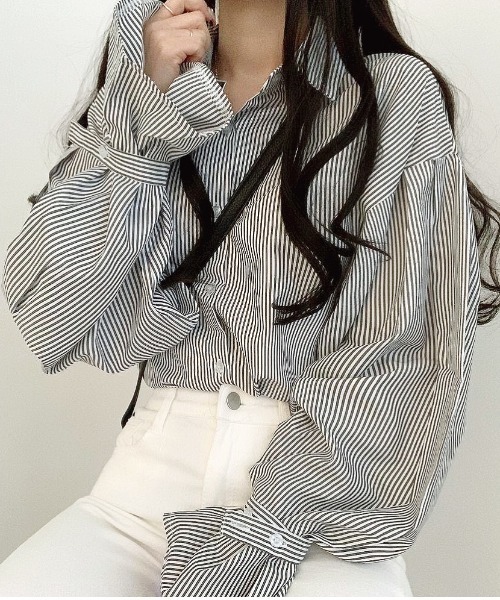 SHEENA（シーナ）の「ストライプキャンディスリーブブラウス（シャツ/ブラウス・レディース・サックスブルー/ブラック・M）」の5枚目の写真