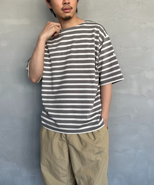 ORCIVAL（オーシバル）の「【WEB限定】[ORCIVAL/オーシバル] ボートネック ショートスリーブTシャツ（Tシャツ/カットソー・レディース・ブラック/グレー/ネイビー/グリーン/ホワイト/グレイッシュベージュ・4/5）」の17枚目の写真