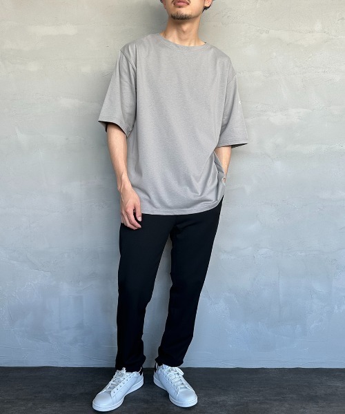 ORCIVAL（オーシバル）の「【WEB限定】[ORCIVAL/オーシバル] ボートネック ショートスリーブTシャツ（Tシャツ/カットソー・レディース・ブラック/グレー/ネイビー/グリーン/ホワイト/グレイッシュベージュ・4/5）」の10枚目の写真