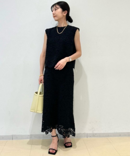 Mila Owen(ミラオーウェン)の「SET UPクロシェ風ノースリトップス(Tシャツ/カットソー・レディース・ブラック/ベージュ/ホワイト・0/1)」の22枚目の写真