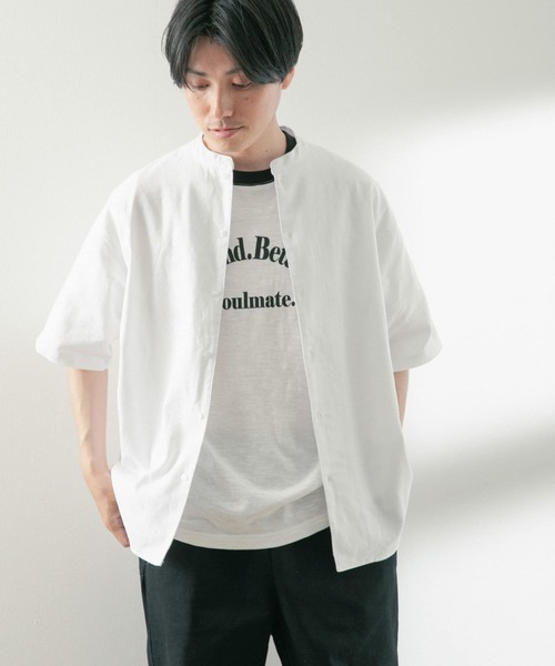 ITEMS URBANRESEARCH（アイテムズ アーバンリサーチ）の「リネンレーヨン バンドカラー半袖シャツ（シャツ/ブラウス・メンズ・ブラック/ブルー/ホワイト/ミント・MEDIUM/LARGE）」の2枚目の写真