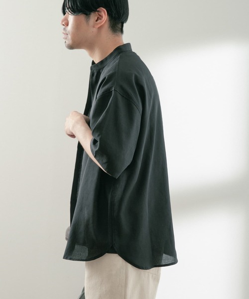 ITEMS URBANRESEARCH（アイテムズ アーバンリサーチ）の「リネンレーヨン バンドカラー半袖シャツ（シャツ/ブラウス・メンズ・ブラック/ブルー/ホワイト/ミント・MEDIUM/LARGE）」の19枚目の写真