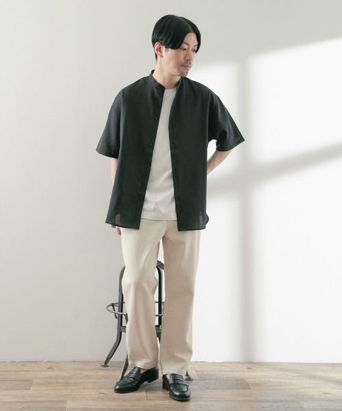 ITEMS URBANRESEARCH（アイテムズ アーバンリサーチ）の「リネンレーヨン バンドカラー半袖シャツ（シャツ/ブラウス・メンズ・ブラック/ブルー/ホワイト/ミント・MEDIUM/LARGE）」の15枚目の写真