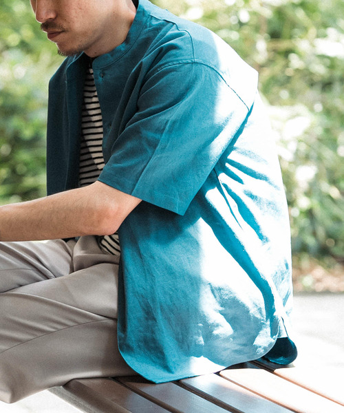 ITEMS URBANRESEARCH（アイテムズ アーバンリサーチ）の「リネンレーヨン バンドカラー半袖シャツ（シャツ/ブラウス・メンズ・ブラック/ブルー/ホワイト/ミント・MEDIUM/LARGE）」の12枚目の写真