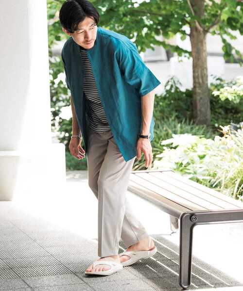 ITEMS URBANRESEARCH（アイテムズ アーバンリサーチ）の「リネンレーヨン バンドカラー半袖シャツ（シャツ/ブラウス・メンズ・ブラック/ブルー/ホワイト/ミント・MEDIUM/LARGE）」の6枚目の写真