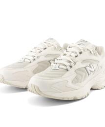 NEW BALANCE | New Balance（ニューバランス）ML725（23.5cm/24cm/24.5cm）(スニーカー)